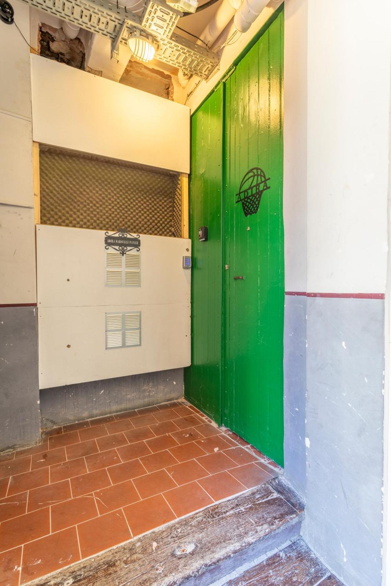 شقة Adira Marseille Panier 2 Etoiles المظهر الخارجي الصورة