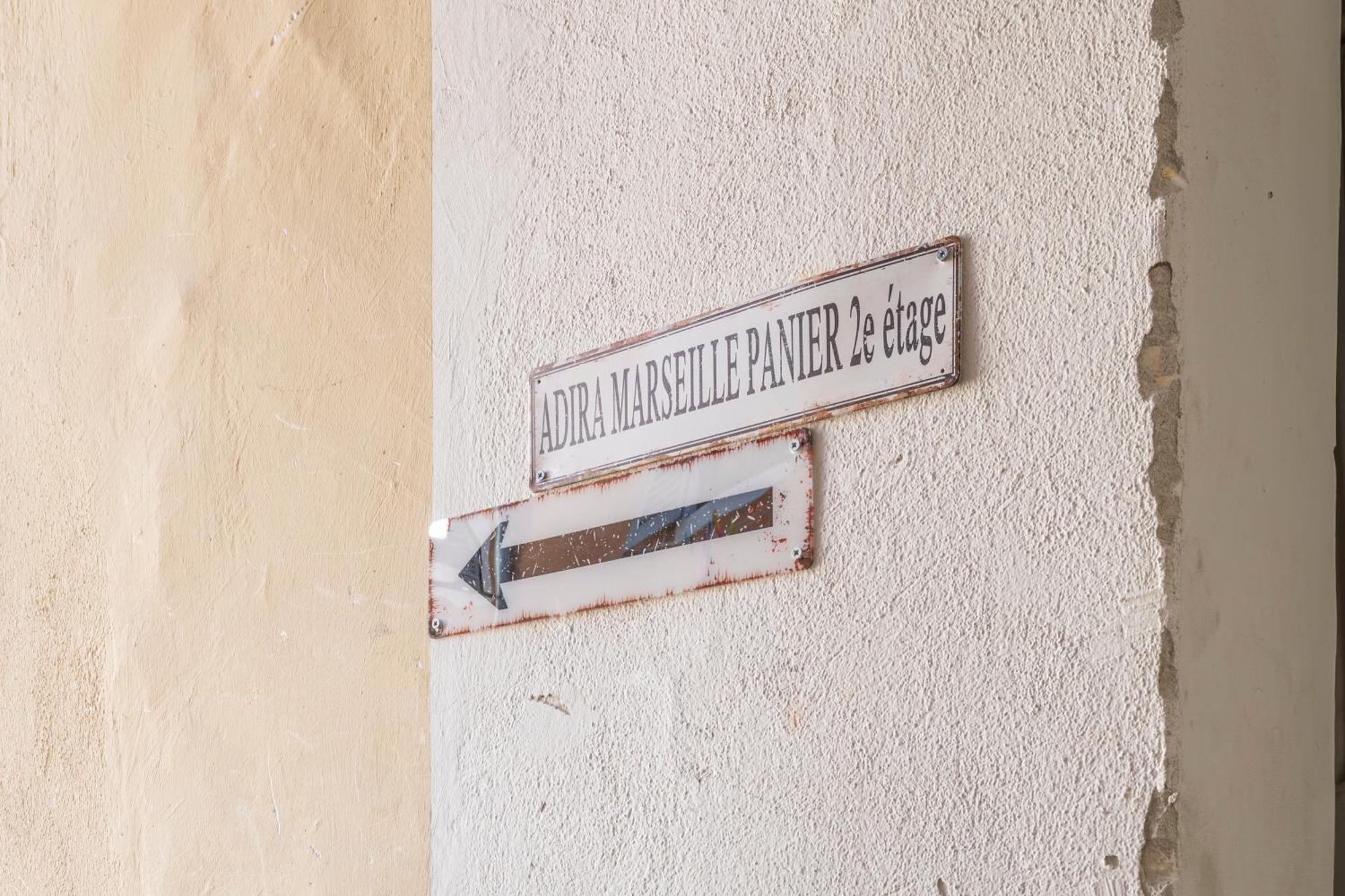 شقة Adira Marseille Panier 2 Etoiles المظهر الخارجي الصورة