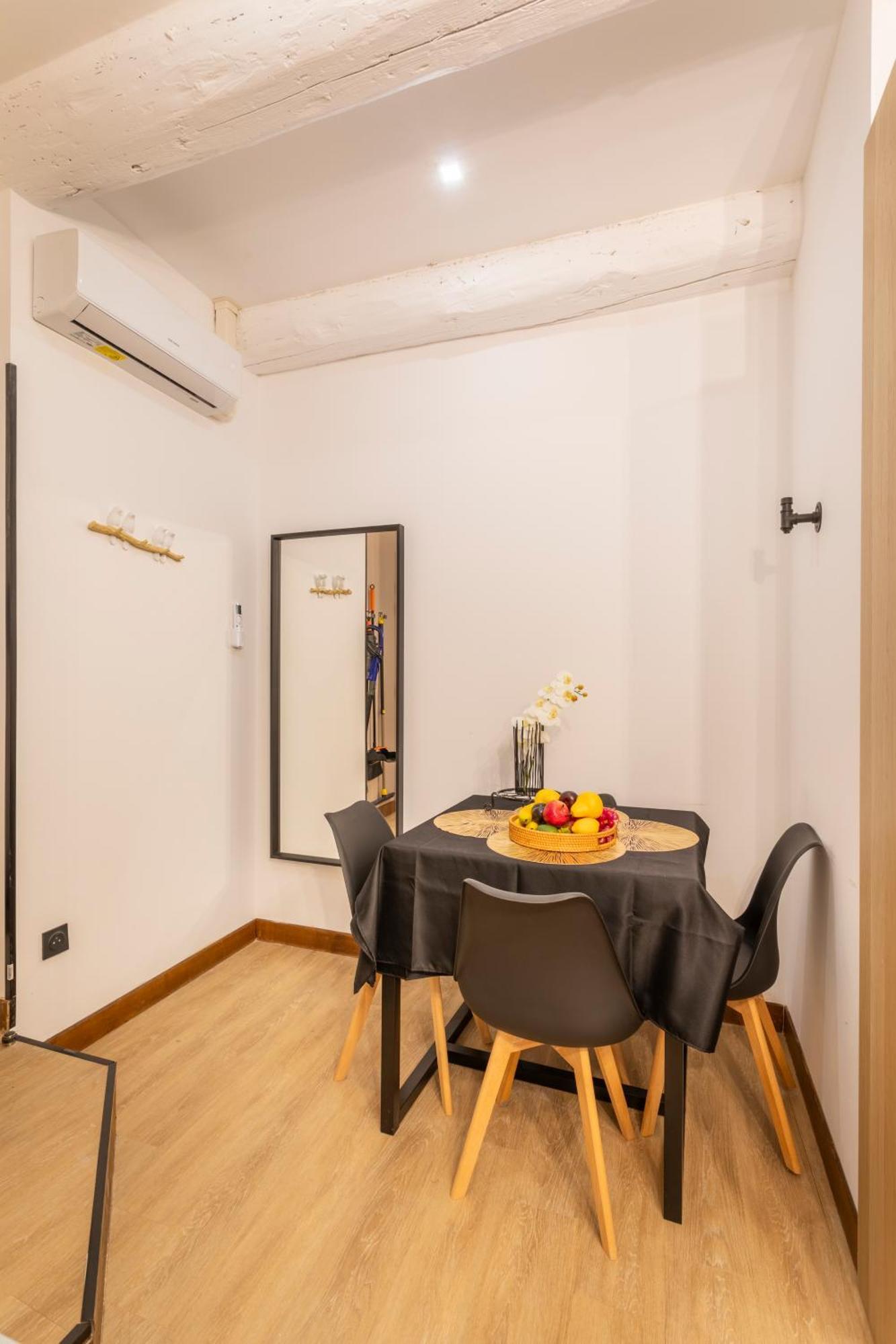 شقة Adira Marseille Panier 2 Etoiles المظهر الخارجي الصورة