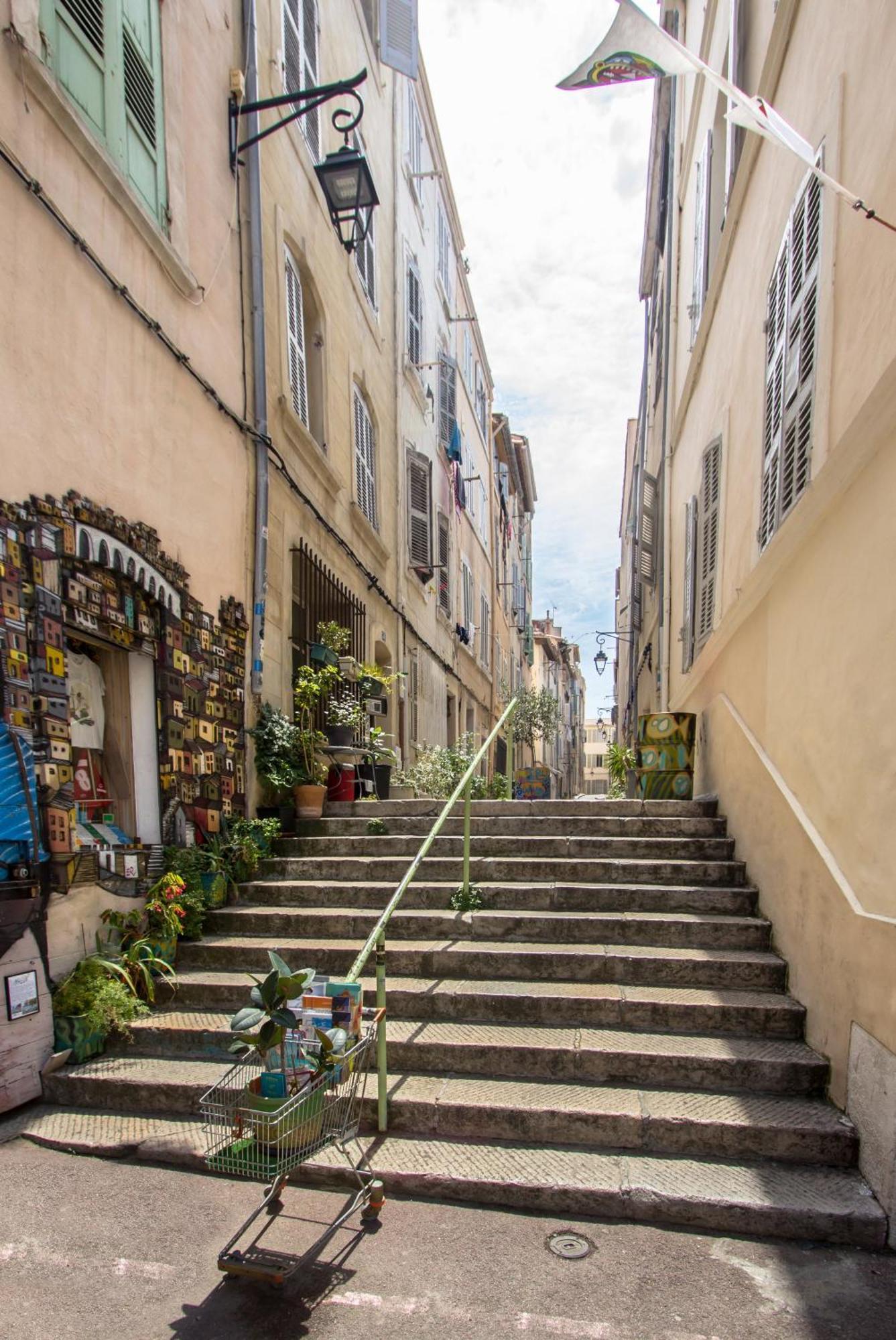 شقة Adira Marseille Panier 2 Etoiles المظهر الخارجي الصورة